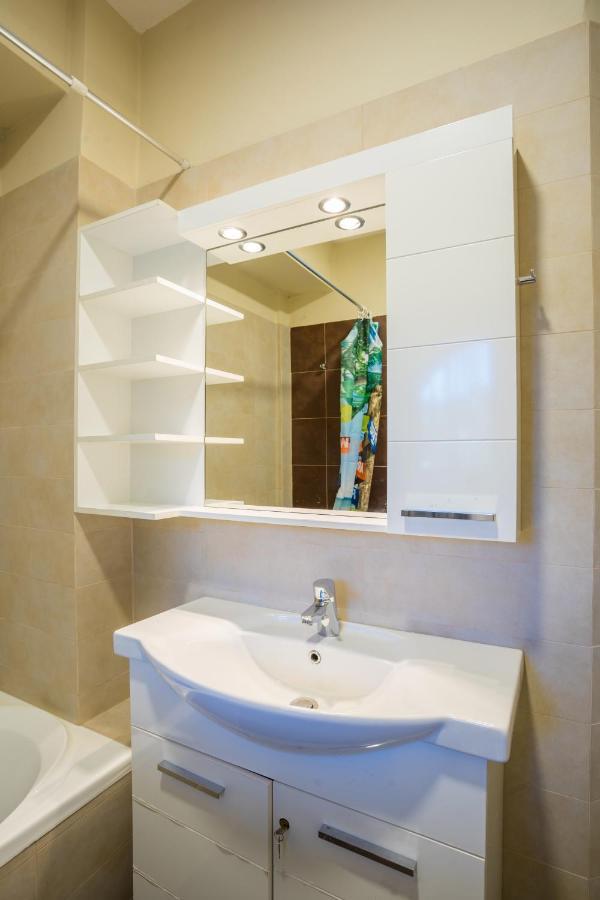 Irida'S Guesthouse Нікіана Екстер'єр фото